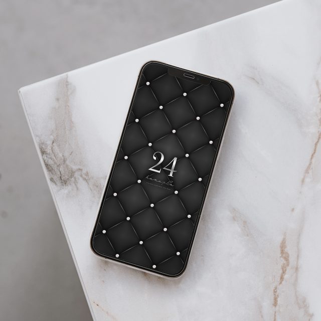 【守護の宝石とブラックキルト＋数字24】上品な真珠の輝き✨心を整え幸福を呼ぶスマホ待ち受け壁紙💎