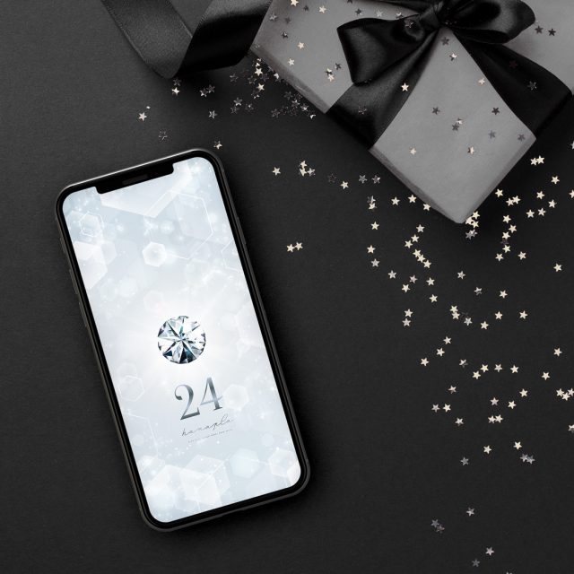 【幸運の輝き大粒ホワイトダイヤ＋数字24】透明感あふれる六角の光✨浄化と幸運を呼ぶ癒しのスマホ待ち受け💎