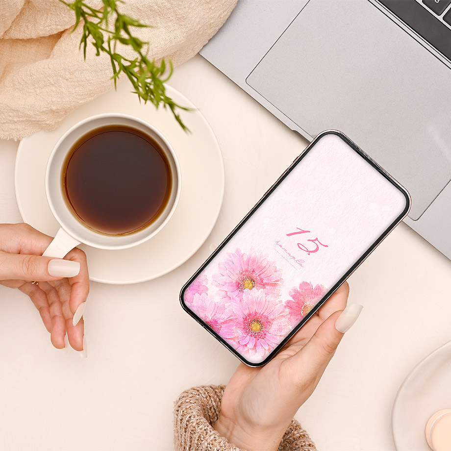 数字15とピンクの花待ち受け！恋愛運最強のピンクガーベラのおしゃれなスマホ壁紙