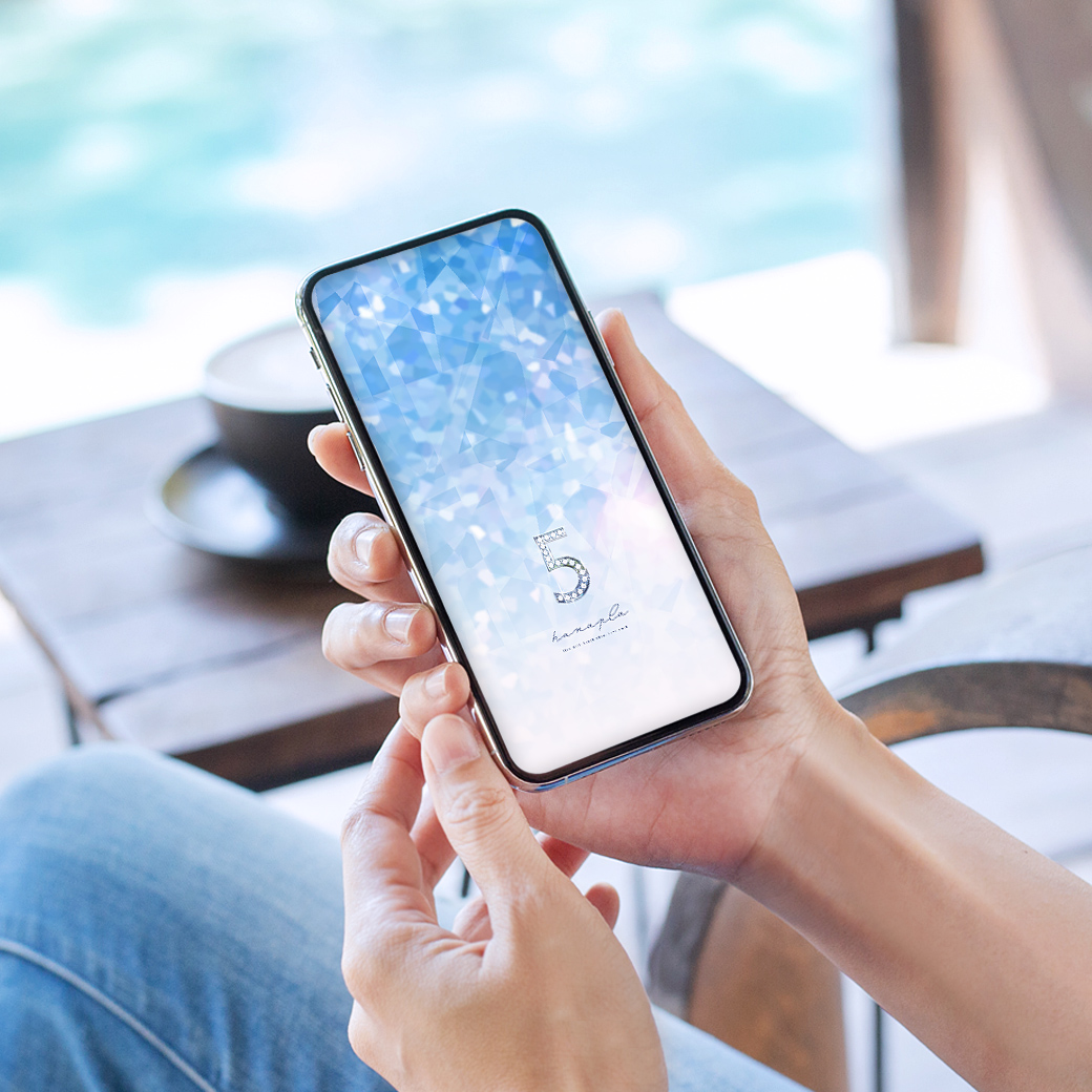 【開運宝石と数字5】上品に美しく輝く！数字5とクリスタルダイヤのスマホ壁紙