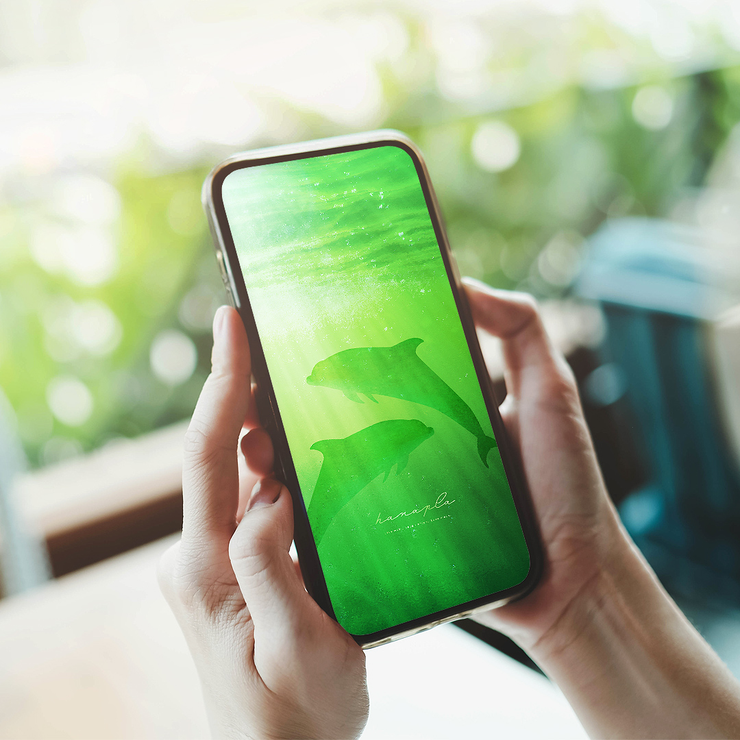 【グリーンイルカの深呼吸海中ヒーリング】癒しと再生をもたらす🐬🌿スマホ壁紙で心をリセット✨