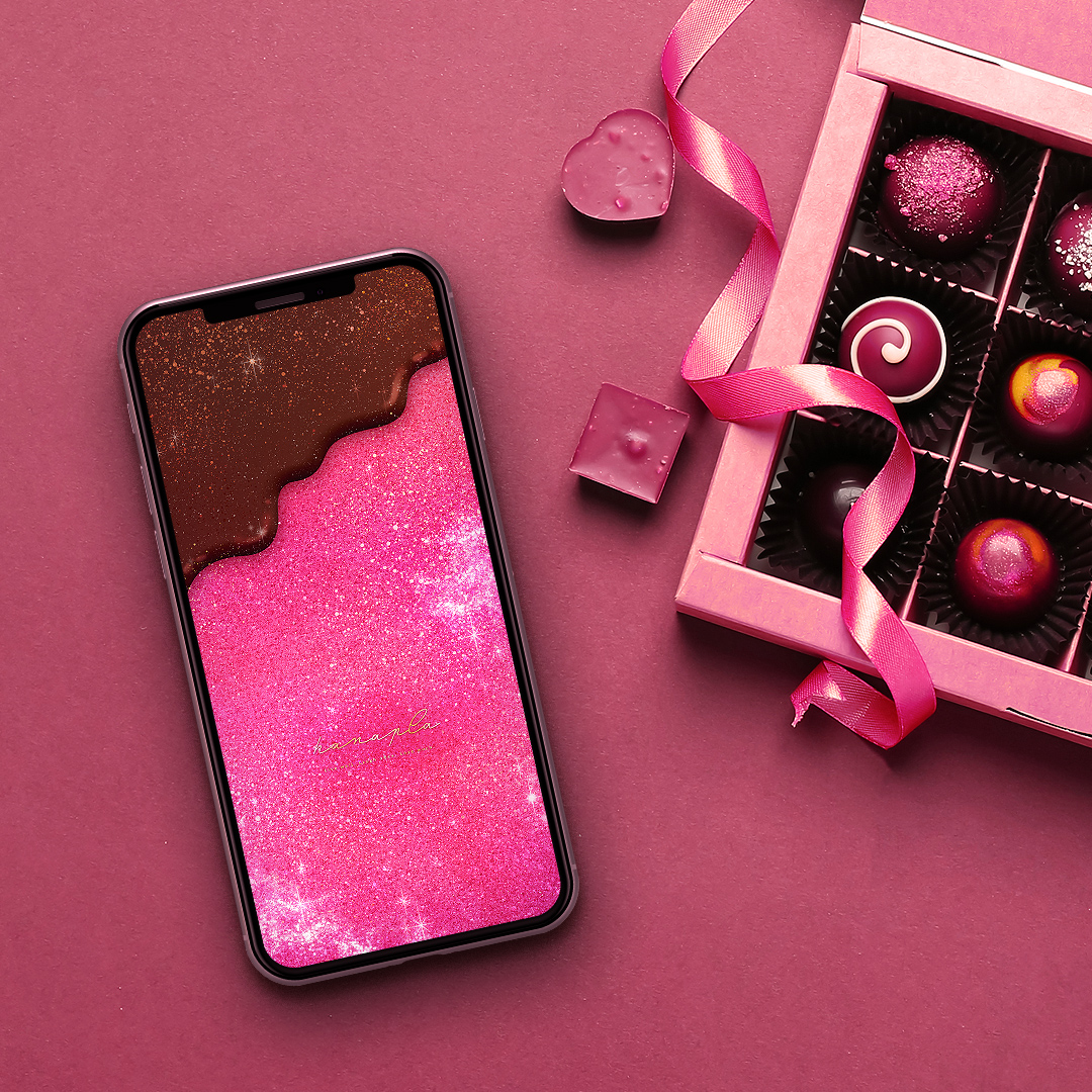 【キラキラ濃苺ショコラ】甘くとろける苺ピンク🍓恋を引き寄せるキラキラチョコのスマホ待ち受け画像✨