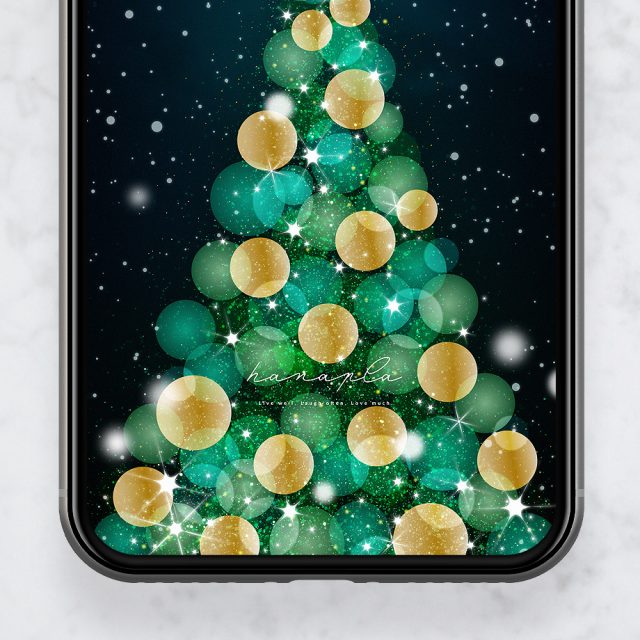 【星と雪も煌めく黄金クリスマスツリー】🎄✨輝くトップスターが未来を照らし、雪と星の煌めきが幸運を運ぶ開運待ち受け💫スマホ壁紙