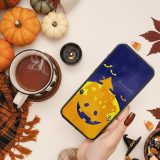 【ジャックオーランタンの街】🎃月夜に浮かぶ洋館とコウモリが舞う幻想ハロウィン待ち受け🌙幸せと守護を呼び込む開運スマホ壁紙✨