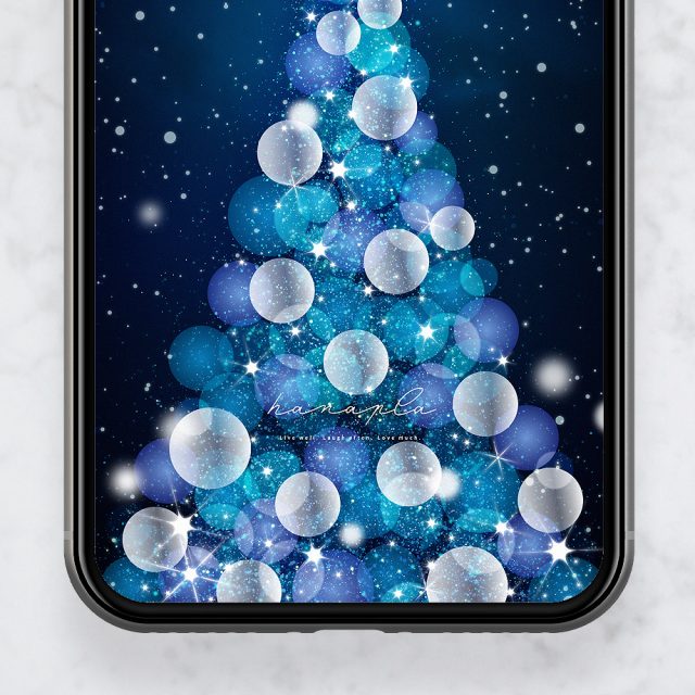 【星と雪が舞う青銀のクリスマスツリー】🎄❄️静寂の夜空に輝く希望の光✨心を浄化し未来を照らすスマホ待ち受け💙