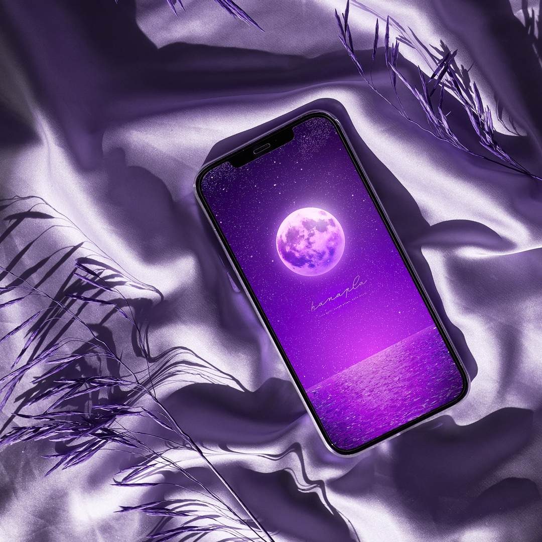 【パープルムーンと海の神秘】🌕💜夜空に揺らめく光の波✨直感と導きを授ける開運スマホ壁紙💫